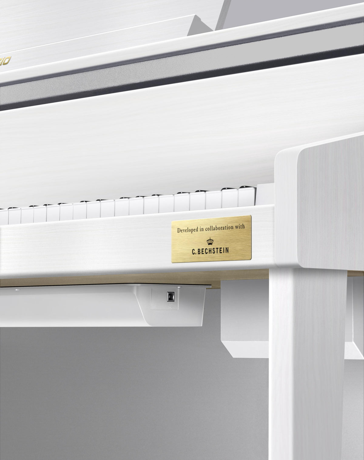 GP-310 Celviano Grand Hybrid Series Digital Piano (Matt White)