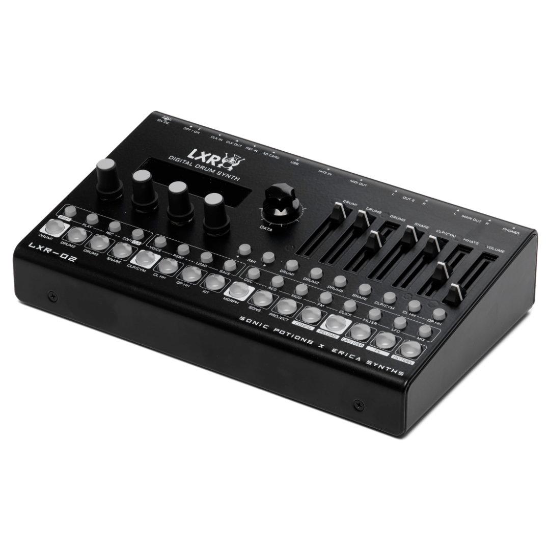 Drum Synthesizer LXR-02